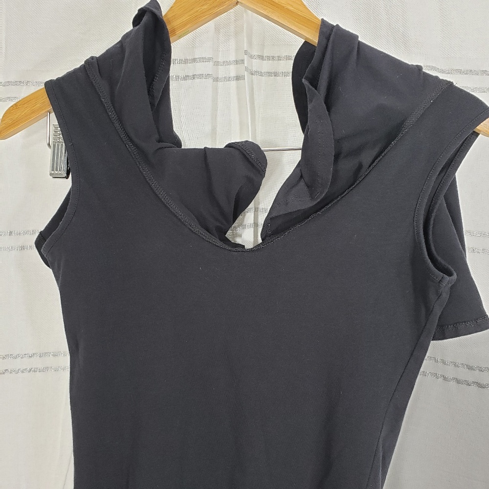 Chelsea & Theodore Black Ruffle Top - Picture 5 of 8